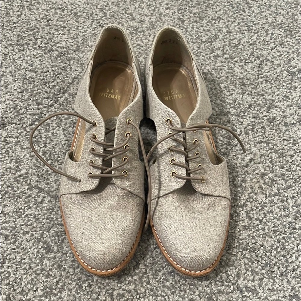 Stuart Weitzman Taupe Oxford Shoes Classic Design